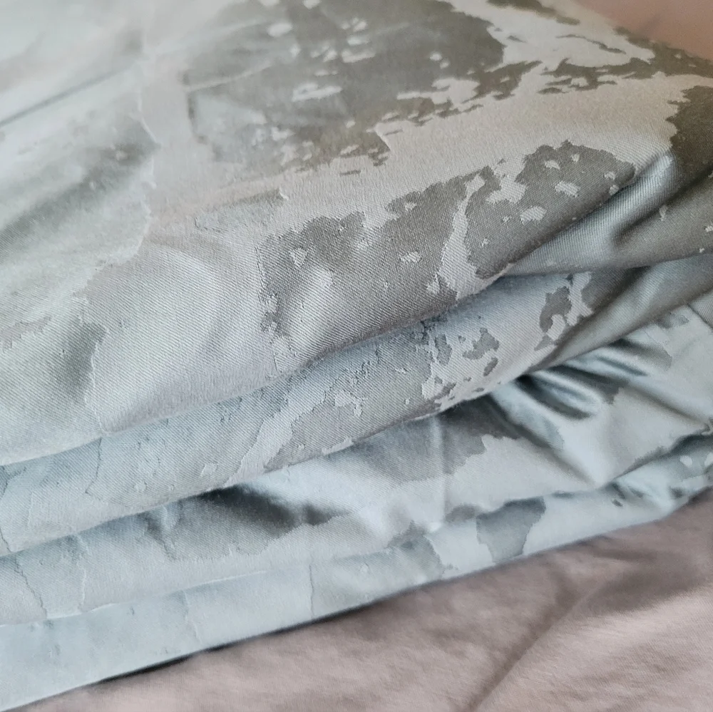 Hotel Collection King Duvet Cover – Stone Brick Pattern